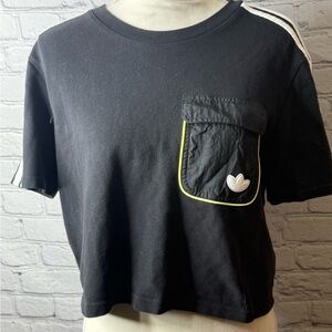 Women’s adidas cropped shirt size xl